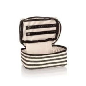 Thirty-one Baubles & Bracelets Case